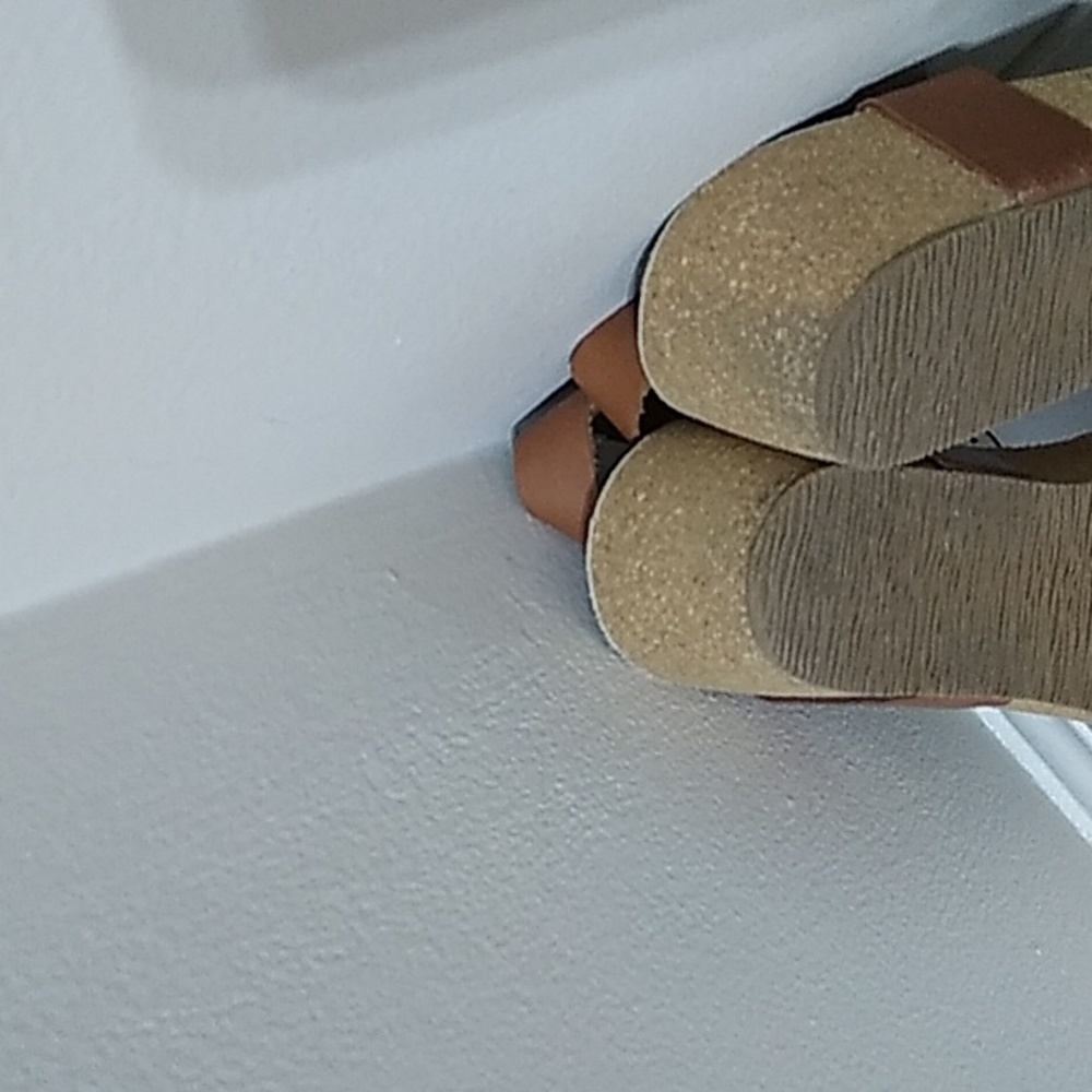 Eric Michael Wedge Sandals - Picture 7 of 7